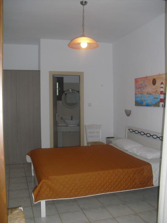 Guesthouse Irene Afissos Værelse billede