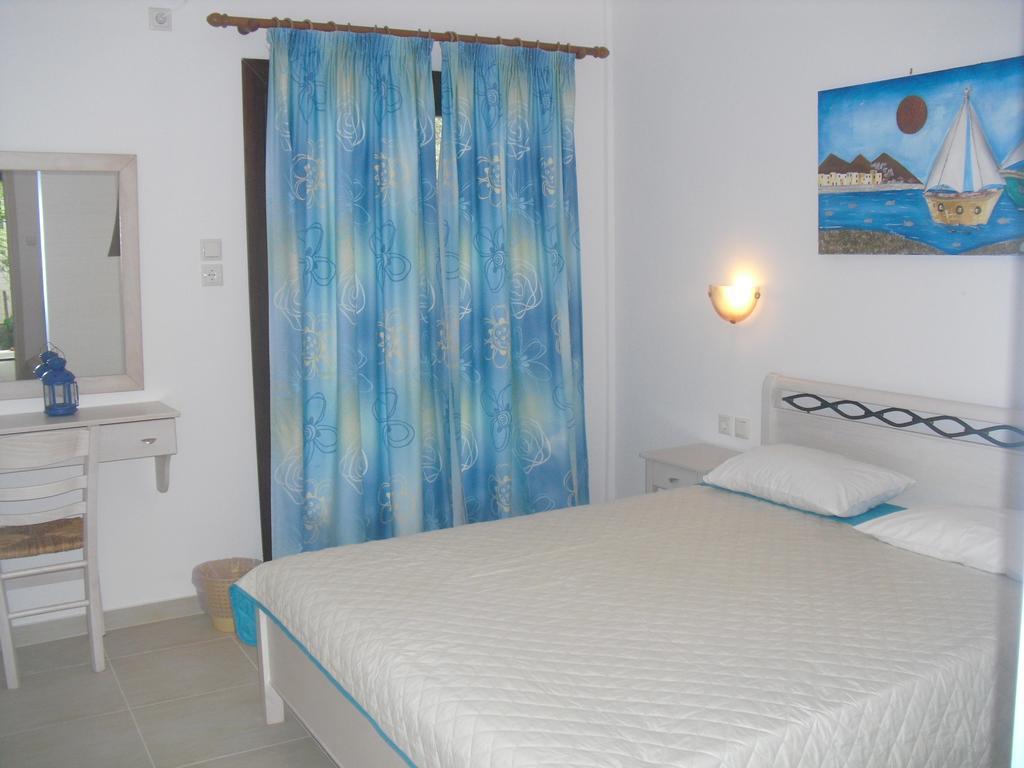 Guesthouse Irene Afissos Værelse billede